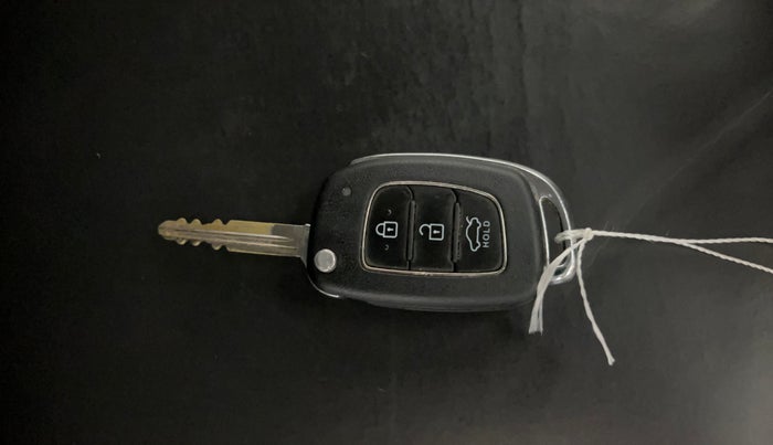 2021 Hyundai GRAND I10 NIOS SPORTZ 1.2 KAPPA VTVT, Petrol, Manual, 50,042 km, Key Close Up