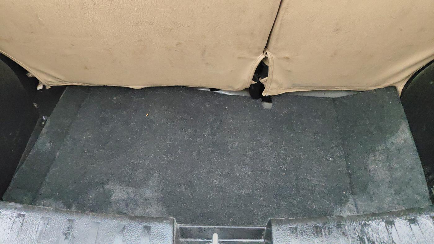 2016 Maruti Swift VXI O, Petrol, Manual, 45,063 km, Boot Inside