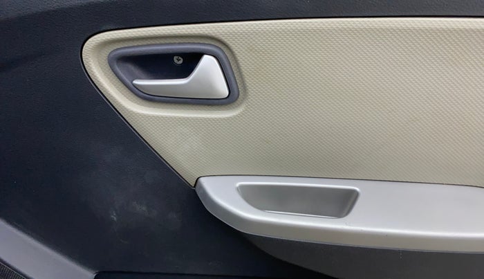 2015 Maruti Alto K10 VXI AMT, Petrol, Automatic, 79,825 km, Driver Side Door Panels Control