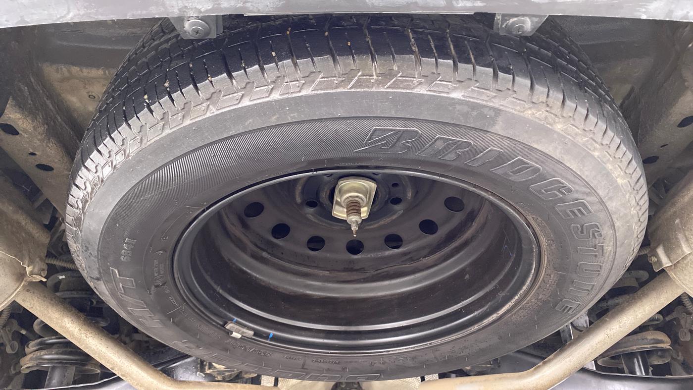 2019 Mahindra XUV500 W7 FWD, Diesel, Manual, 45,307 km, Spare Tyre