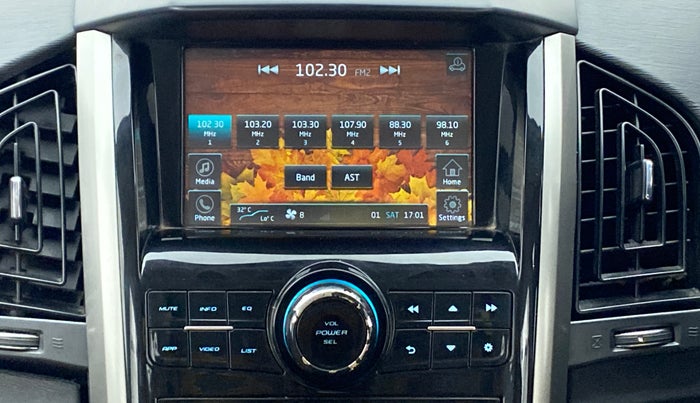 2019 Mahindra XUV500 W7 FWD, Diesel, Manual, 45,307 km, Infotainment System