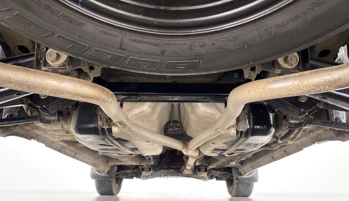 2019 Mahindra XUV500 W7 FWD, Diesel, Manual, 45,307 km, Rear Underbody