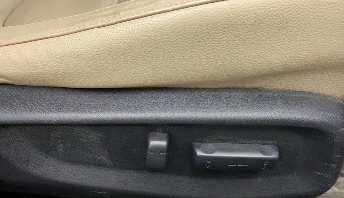 2019 Honda Civic 1.8L I-VTEC VX CVT, Petrol, Automatic, 36,576 km, Driver Side Adjustment Panel