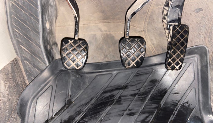 2022 Volkswagen TAIGUN HIGHLINE 1.0 TSI MT, Petrol, Manual, 66,324 km, Pedals