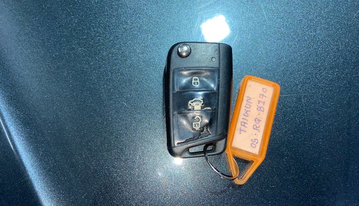 2022 Volkswagen TAIGUN HIGHLINE 1.0 TSI MT, Petrol, Manual, 66,324 km, Key Close Up