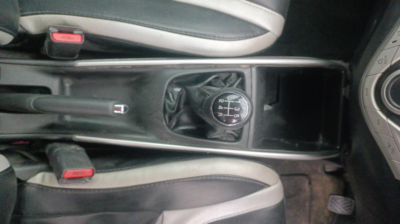 2016 Maruti Baleno ALPHA PETROL 1.2, Petrol, Manual, 69,949 km, Gear Lever