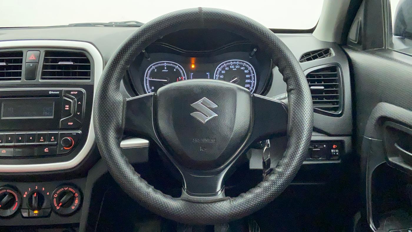 2018 Maruti Vitara Brezza VDI, Diesel, Manual, 40,961 km, Steering Wheel Close Up