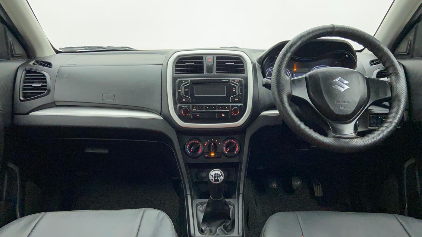 2018 Maruti Vitara Brezza VDI, Diesel, Manual, 40,961 km, Dashboard