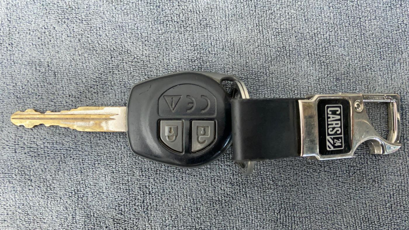 2018 Maruti Vitara Brezza VDI, Diesel, Manual, 40,961 km, Key Close Up