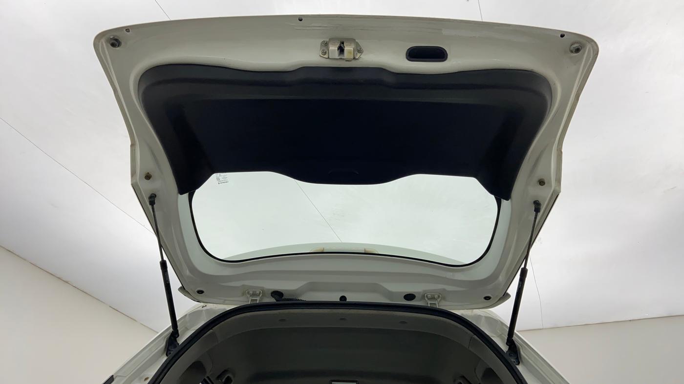 2018 Maruti Vitara Brezza VDI, Diesel, Manual, 40,961 km, Boot Door Open