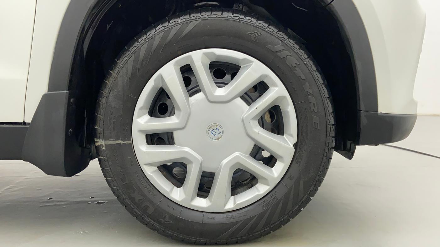 2018 Maruti Vitara Brezza VDI, Diesel, Manual, 40,961 km, Right Front Wheel