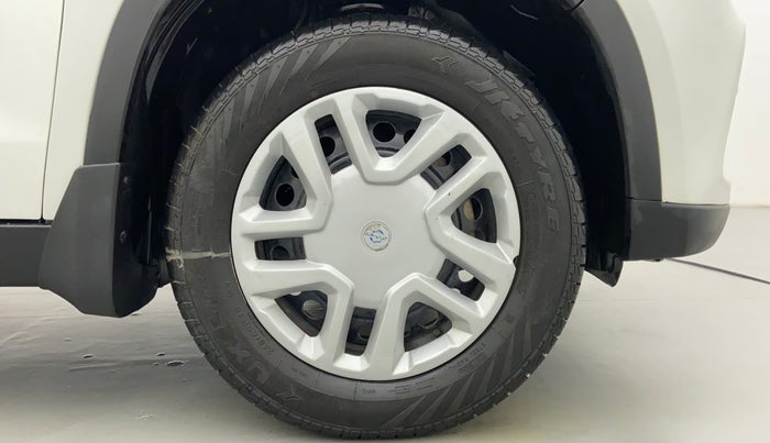 2018 Maruti Vitara Brezza VDI, Diesel, Manual, 40,961 km, Right Front Wheel