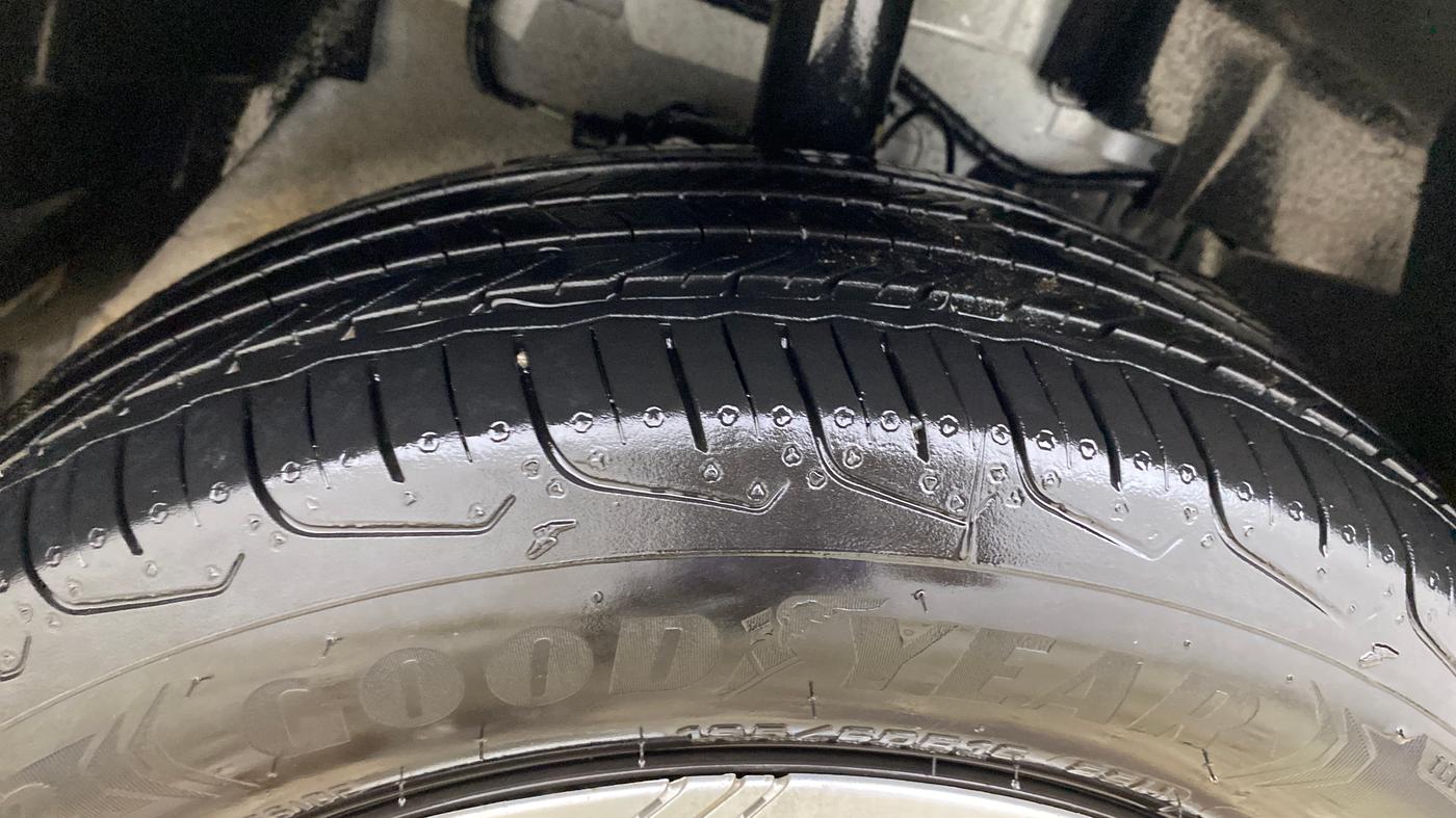 2025 Tata NEXON Pure Plus 1.2 Petrol 6MT, Petrol, Manual, 3,221 km, Right Front Tyre Tread