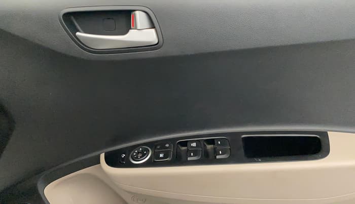 2015 Hyundai Grand i10 SPORTZ 1.2 KAPPA VTVT, Petrol, Manual, 40,923 km, Driver Side Door Panels Control