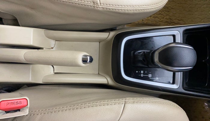 2019 Maruti Dzire ZXI AMT, Petrol, Automatic, 81,947 km, Gear Lever