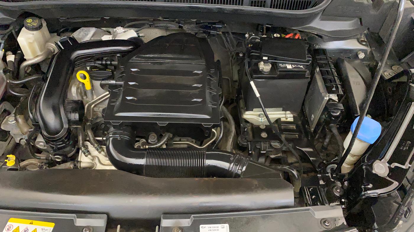 2025 Skoda KUSHAQ ACTIVE 1.0L TSI MT, Petrol, Manual, 20,622 km, Engine View - Left