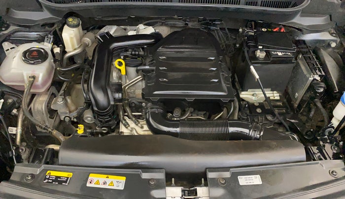 2025 Skoda KUSHAQ ACTIVE 1.0L TSI MT, Petrol, Manual, 20,557 km, Engine View