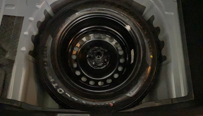 2025 Skoda KUSHAQ ACTIVE 1.0L TSI MT, Petrol, Manual, 20,557 km, Spare Tyre