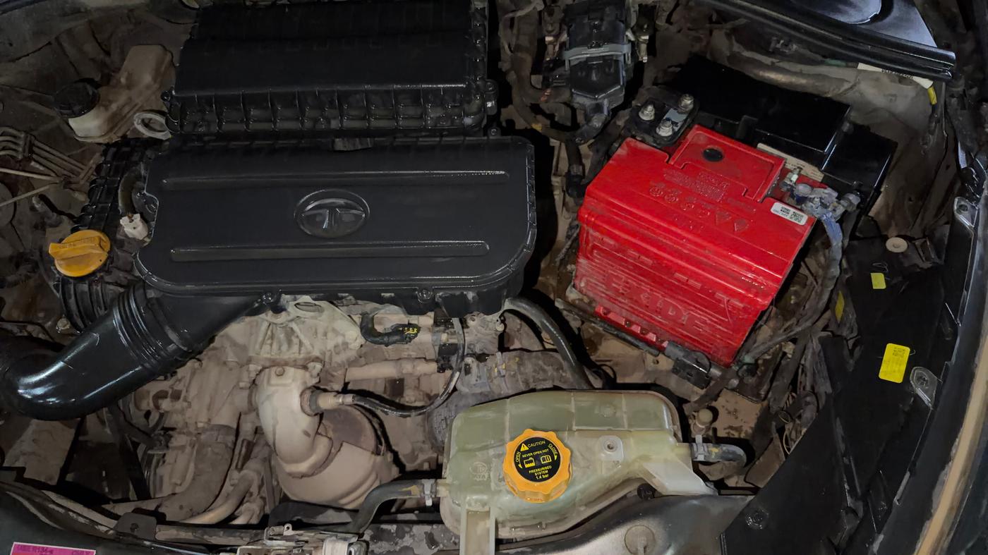 2020 Tata Tiago XZA PLUS PETROL, Petrol, Automatic, 47,137 km, Engine View - Left