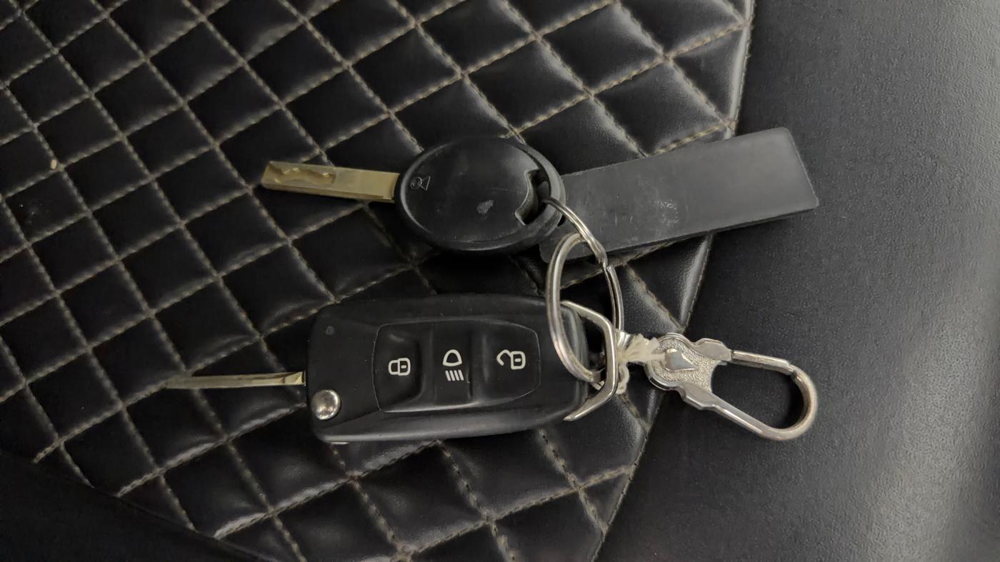 2020 Tata Tiago XZA PLUS PETROL, Petrol, Automatic, 47,137 km, Key Close Up