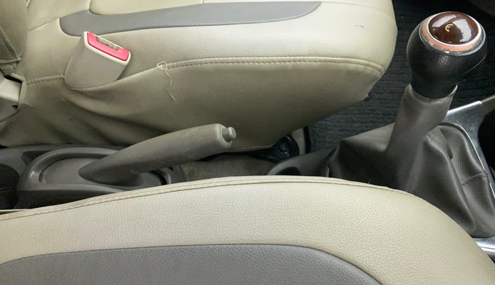 2015 Toyota Etios Liva G, Petrol, Manual, 79,223 km, Gear Lever