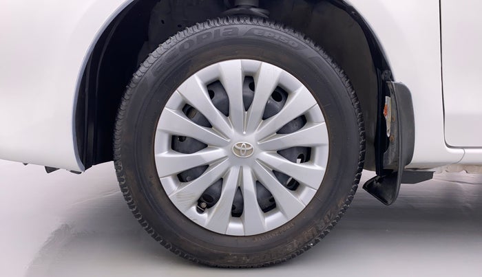 2015 Toyota Etios Liva G, Petrol, Manual, 79,223 km, Left Front Wheel