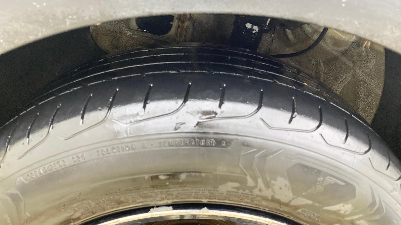 2017 Hyundai Creta E PLUS 1.6 PETROL, Petrol, Manual, 63,242 km, Left Front Tyre Tread