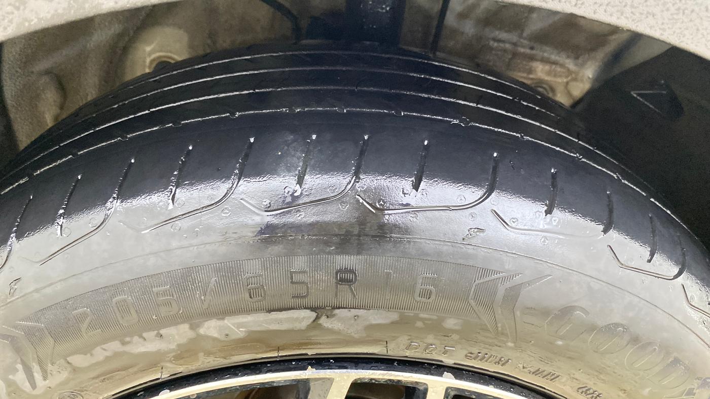 2017 Hyundai Creta E PLUS 1.6 PETROL, Petrol, Manual, 63,242 km, Right Front Tyre Tread