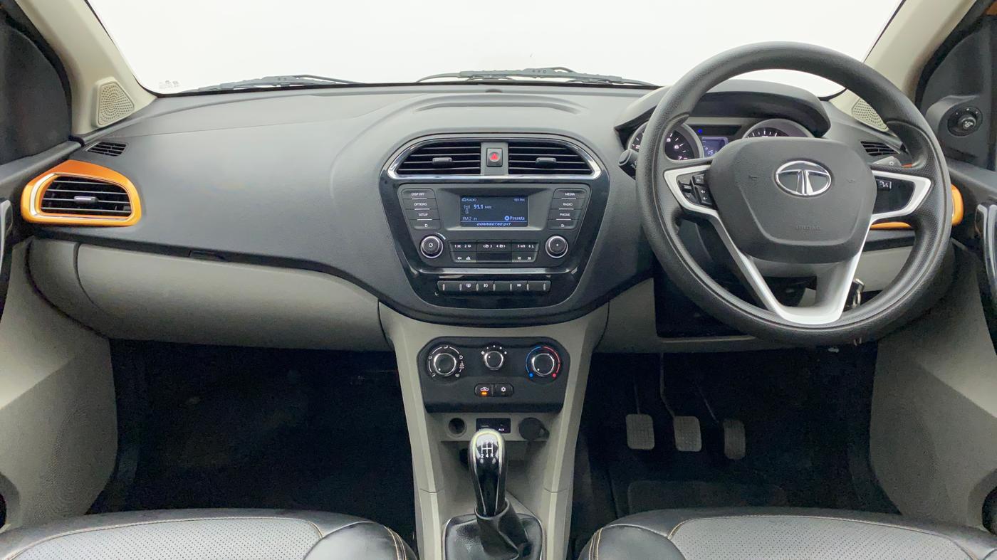 2016 Tata Tiago XZ PETROL, Petrol, Manual, 40,150 km, Dashboard