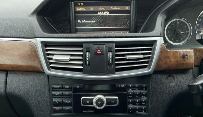 2011 Mercedes Benz E Class E 220 CDI ELEGANCE, Diesel, Automatic, 1,52,614 km, Infotainment System