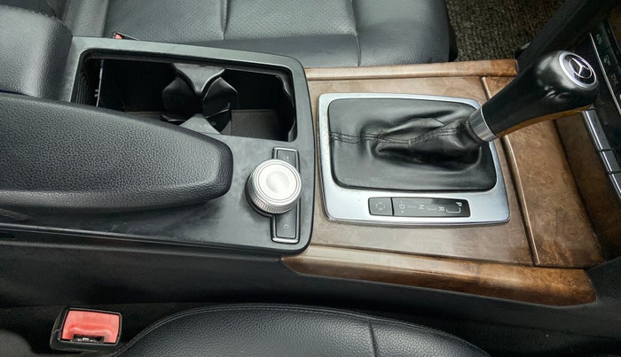 2011 Mercedes Benz E Class E 220 CDI ELEGANCE, Diesel, Automatic, 1,52,614 km, Gear Lever