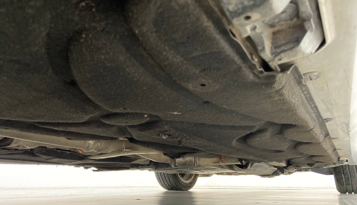 2011 Mercedes Benz E Class E 220 CDI ELEGANCE, Diesel, Automatic, 1,52,614 km, Right Side Underbody