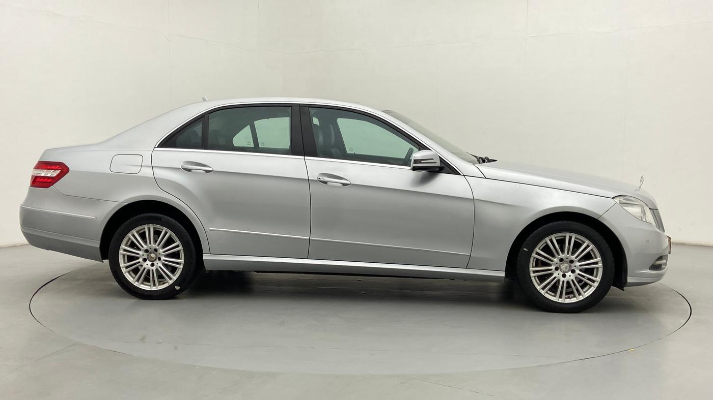 2011 Mercedes Benz E Class E 220 CDI ELEGANCE, Diesel, Automatic, 1,52,614 km, Right Side View