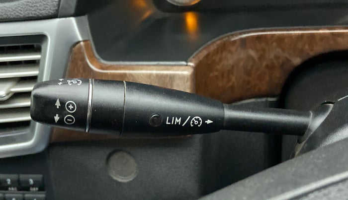 2011 Mercedes Benz E Class E 220 CDI ELEGANCE, Diesel, Automatic, 1,52,614 km, Adaptive Cruise Control