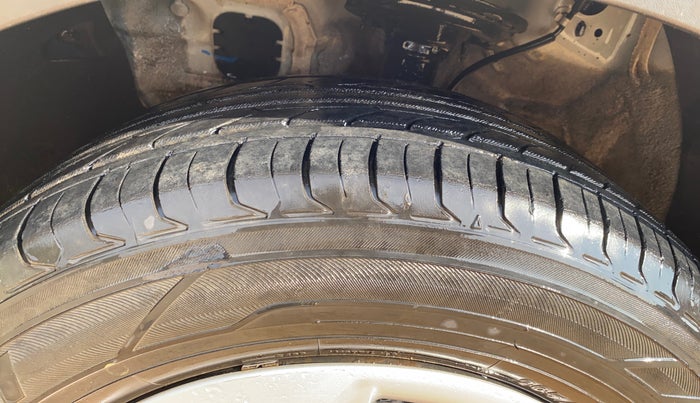 2018 Hyundai Creta E PLUS 1.6 PETROL, Petrol, Manual, 78,443 km, Left Front Tyre Tread