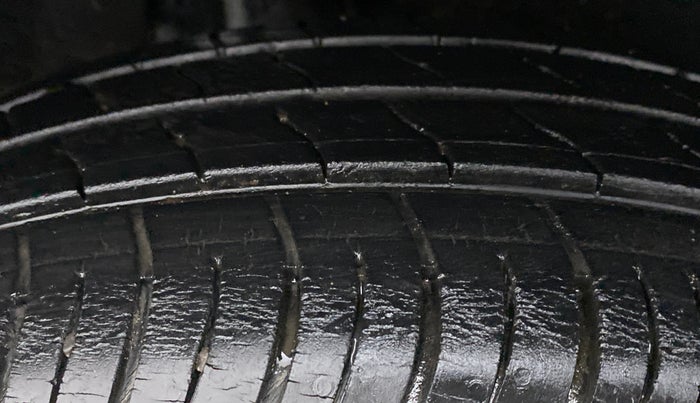 2019 Maruti Baleno DELTA PETROL 1.2, Petrol, Manual, 22,907 km, Right Rear Tyre Tread