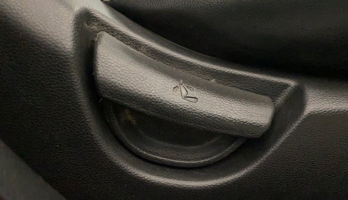 2015 Hyundai Grand i10 SPORTZ 1.2 KAPPA VTVT, Petrol, Manual, 95,057 km, Driver Side Adjustment Panel