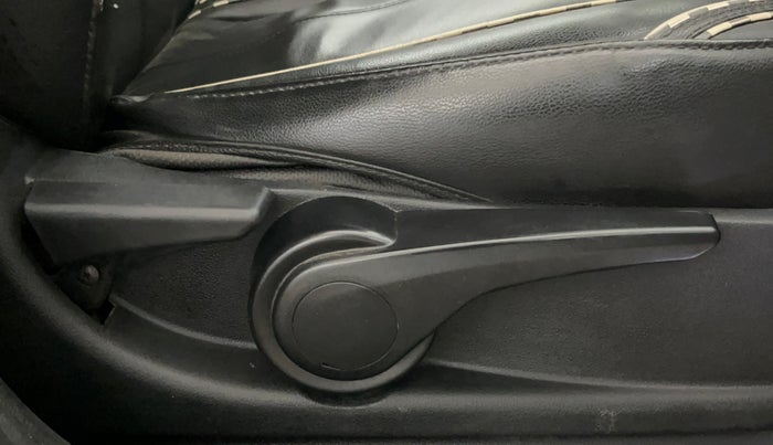 2017 Tata Tiago XZ PETROL, Petrol, Manual, 64,015 km, Driver Side Adjustment Panel