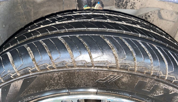 2022 Honda Amaze 1.2L I-VTEC VX CVT, Petrol, Automatic, 14,306 km, Right Front Tyre Tread