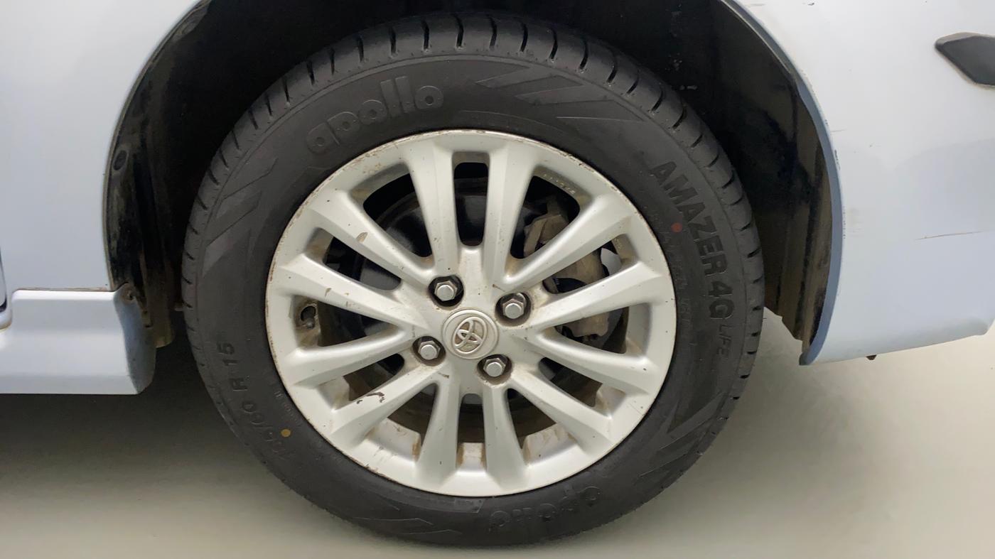 2012 Toyota Etios VX, Petrol, Manual, 38,871 km, Right Front Wheel