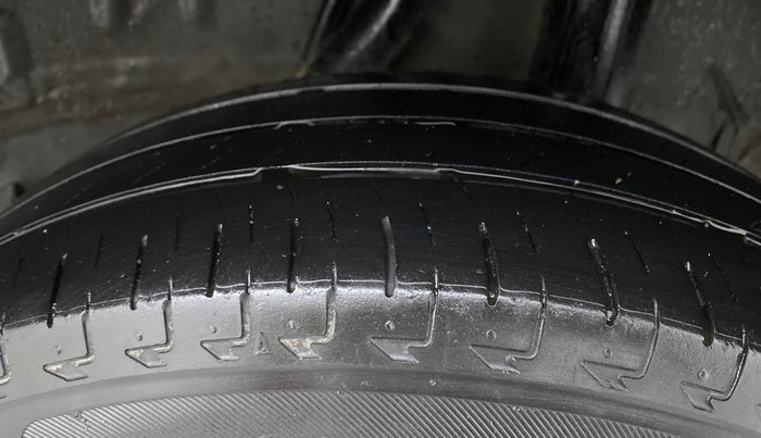 2018 Honda Amaze 1.2L I-VTEC S, Petrol, Manual, 45,977 km, Left Rear Tyre Tread