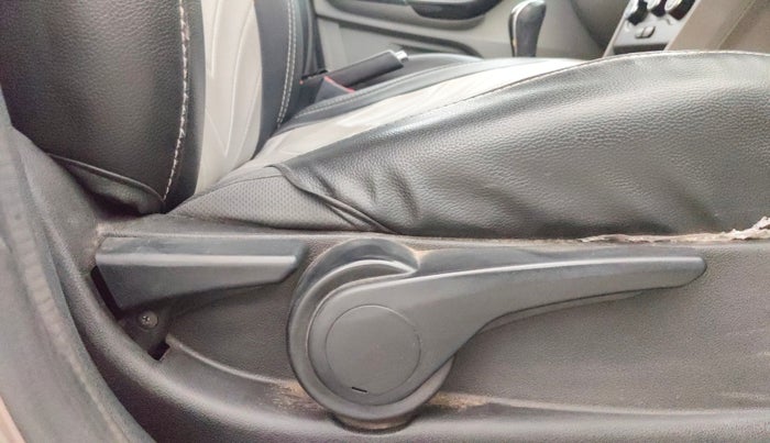 2017 Tata Tiago XZ PETROL, Petrol, Manual, 84,416 km, Driver Side Adjustment Panel