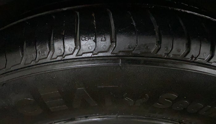 2021 Tata NEXON XZA PLUS (O) PETROL DARK EDITION, Petrol, Automatic, 87,304 km, Right Front Tyre Tread