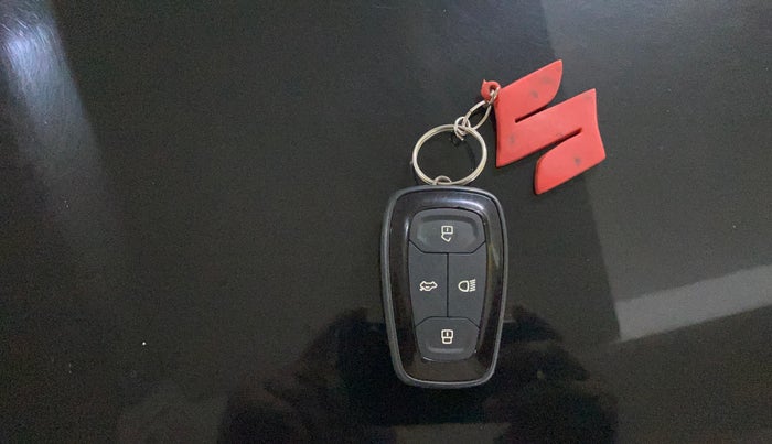 2021 Tata NEXON XZA PLUS (O) PETROL DARK EDITION, Petrol, Automatic, 87,304 km, Key Close Up