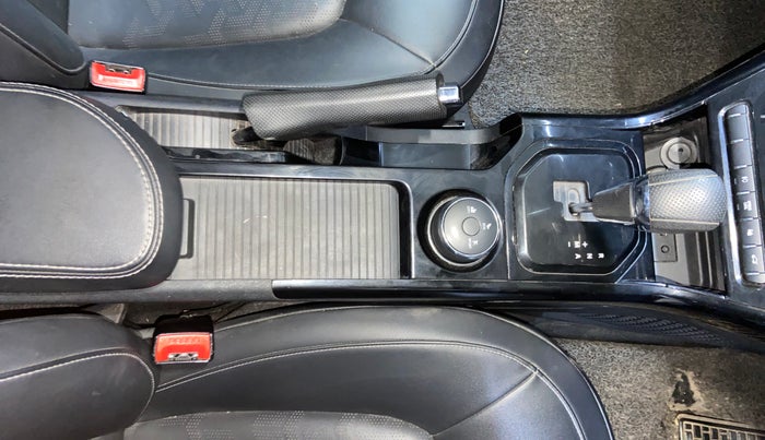 2021 Tata NEXON XZA PLUS (O) PETROL DARK EDITION, Petrol, Automatic, 87,304 km, Gear Lever