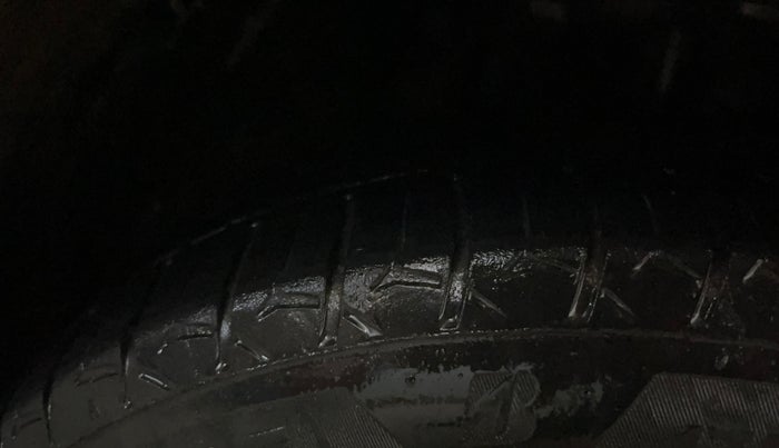 2021 Tata Tiago XT PETROL, Petrol, Manual, 47,869 km, Right Front Tyre Tread