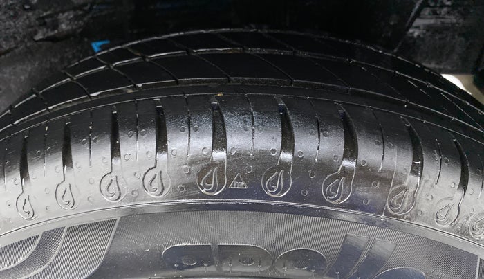 2020 Hyundai GRAND I10 NIOS SPORTZ PETROL, Petrol, Manual, 20,242 km, Left Rear Tyre Tread