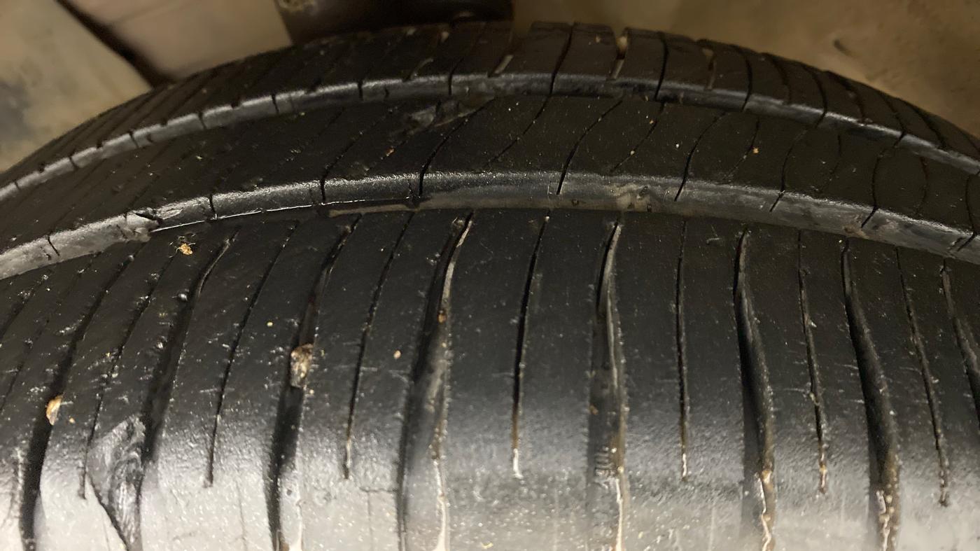 2012 Renault Pulse RX Z DIESEL, Diesel, Manual, 58,879 km, Left Front Tyre Tread