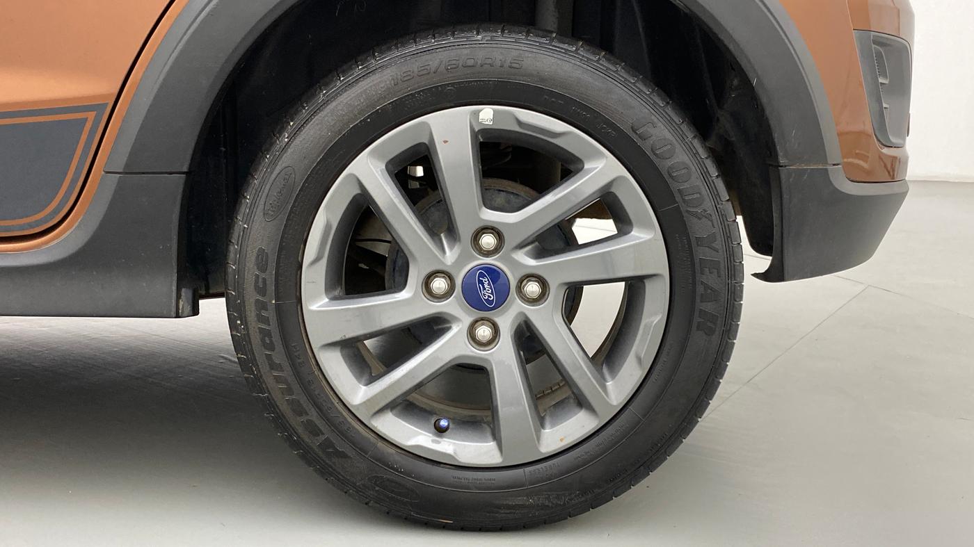 2018 Ford FREESTYLE TITANIUM 1.5 TDCI, Diesel, Manual, 32,240 km, Left Rear Wheel