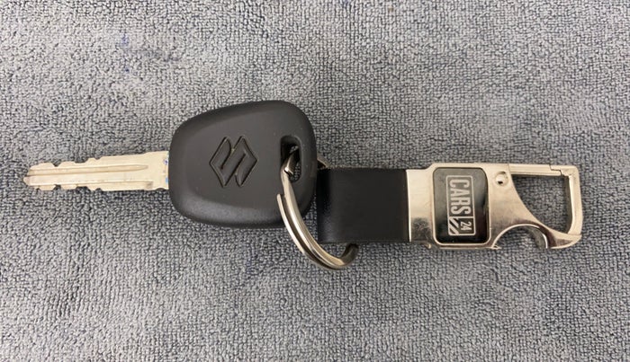 2017 Maruti Alto 800 LXI, Petrol, Manual, 26,945 km, Key Close Up